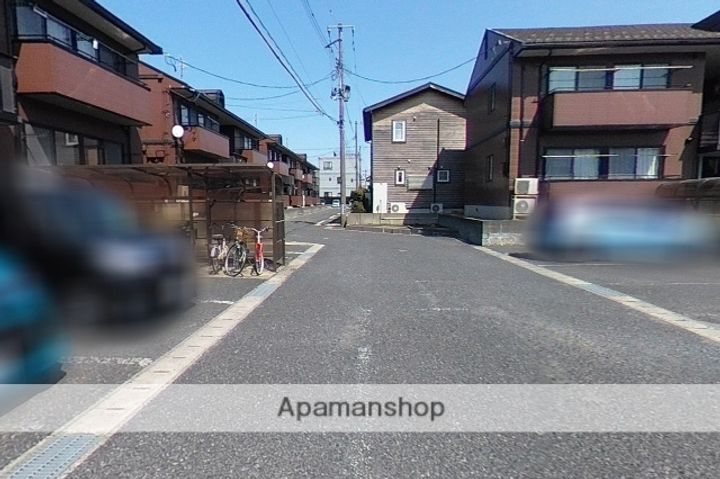 シャーメゾンランブルの周辺