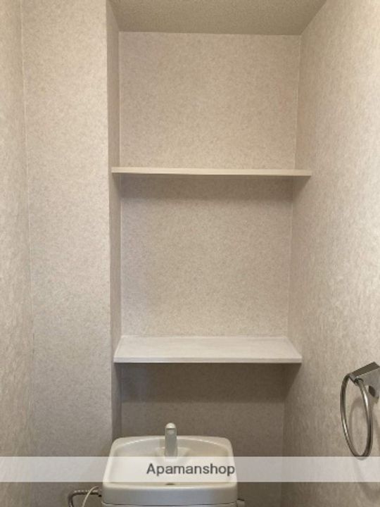 サンヘルメス尾山206の内装