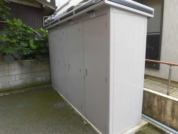 トリトンの外観