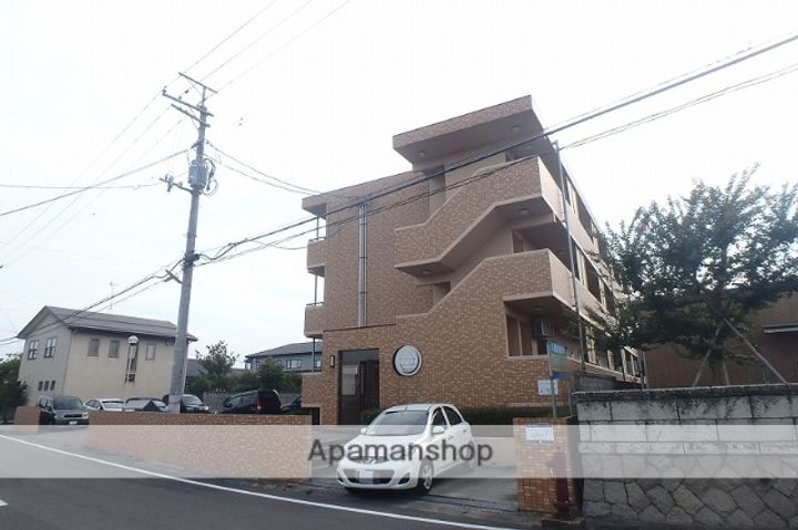 グランドマンションの外観