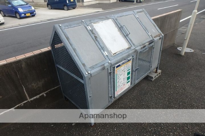 グランドマンションの外観