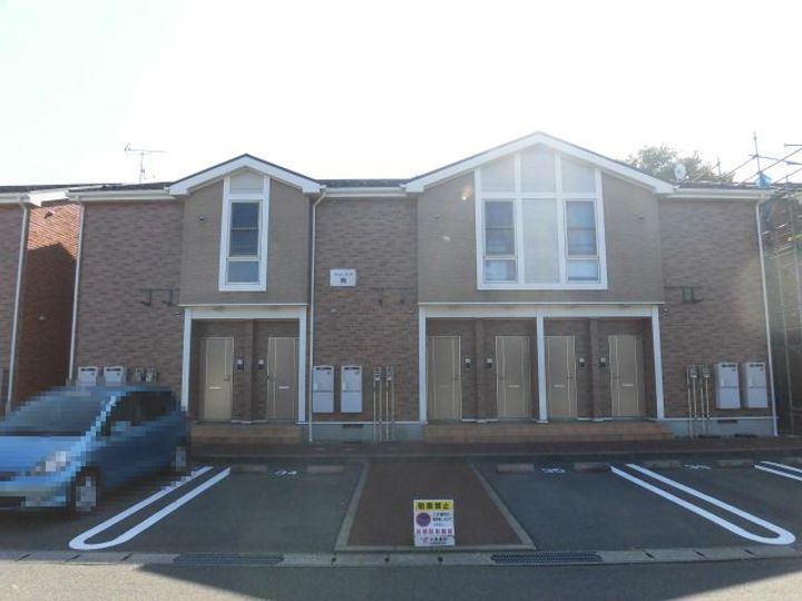 クレスト楓の外観