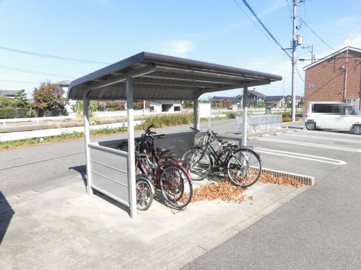 クレスト楓の外観