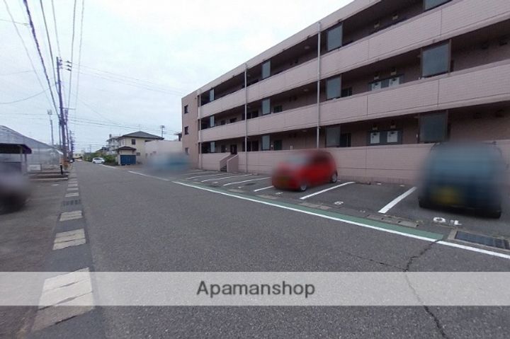 サン・ローズの周辺
