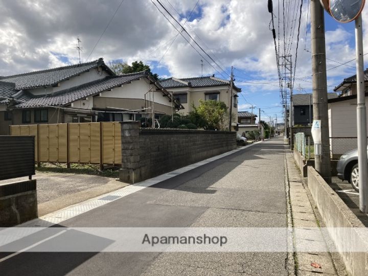 クラシック牡丹山の周辺