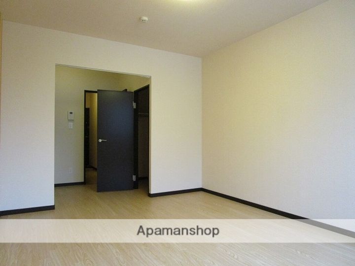 コニファー西大畑の内装