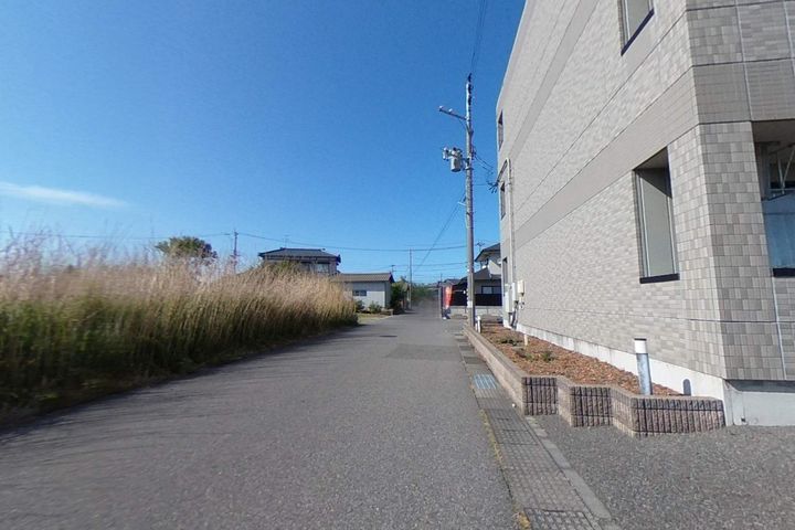 ビアンニュー松崎00205の周辺