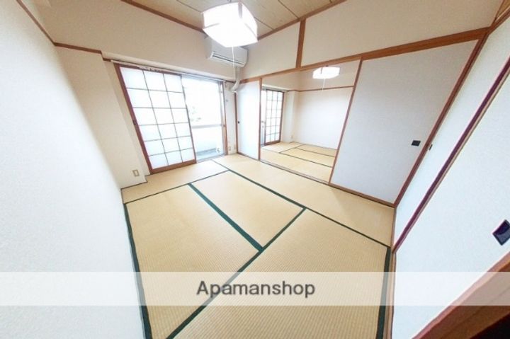 メゾン・ロベリア2-Fの居間