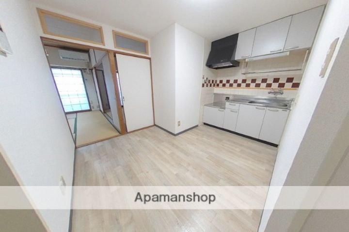 メゾン・ロベリア2-Fのキッチン