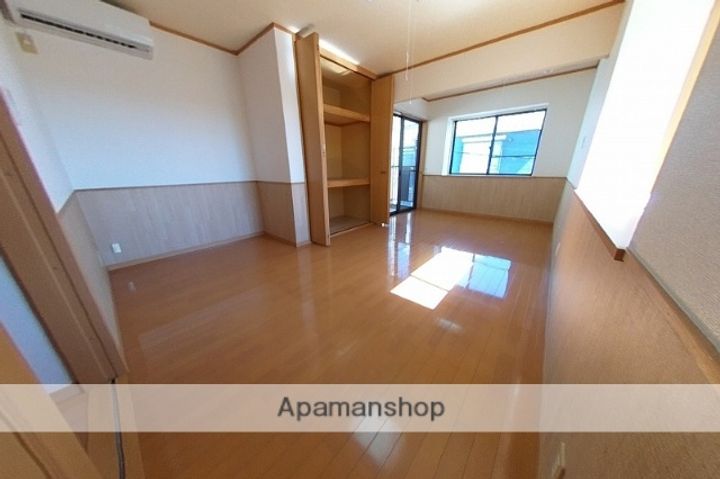 アドインハウスK202の居間