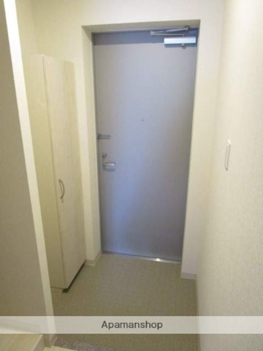 ピア旭町の玄関
