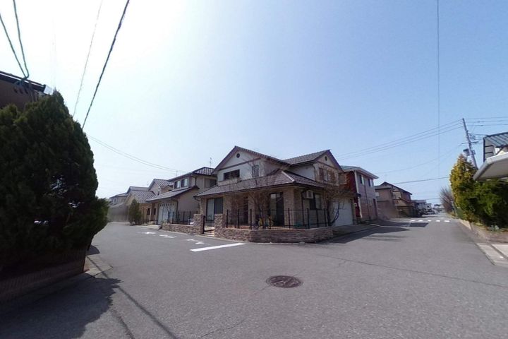 セラフィータの周辺