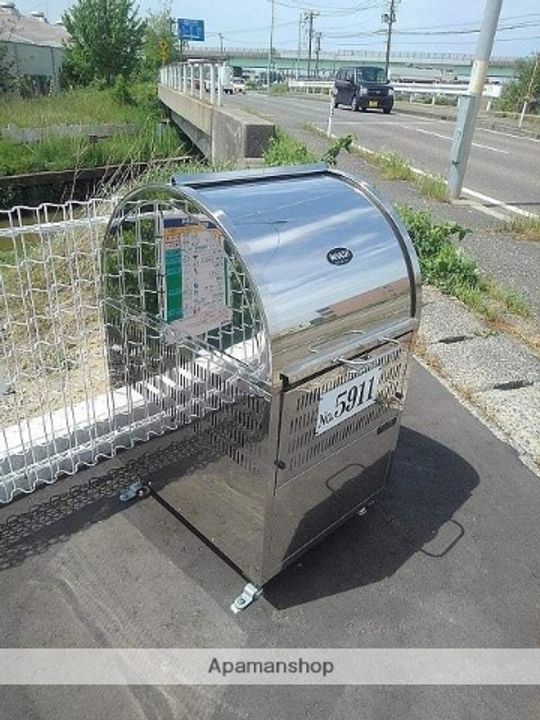 ファーストクラス亀田大月の外観