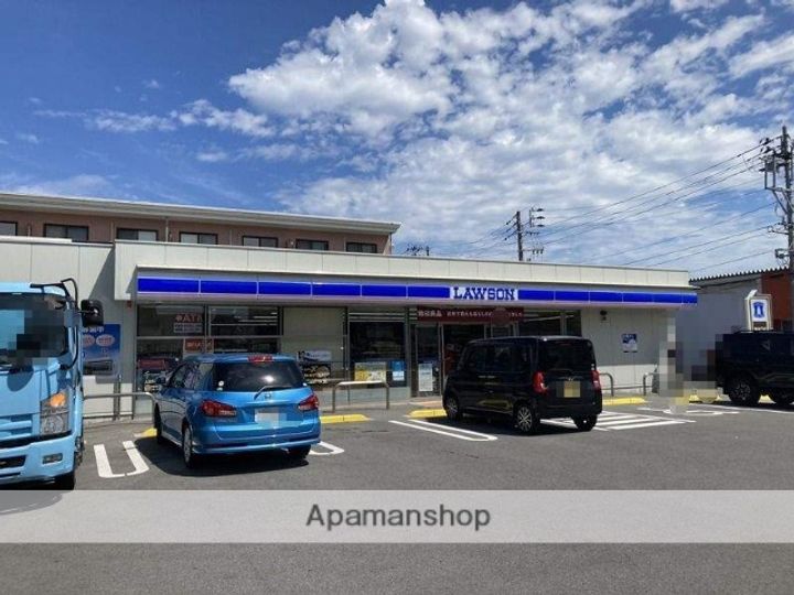 ファーストクラス亀田大月の周辺