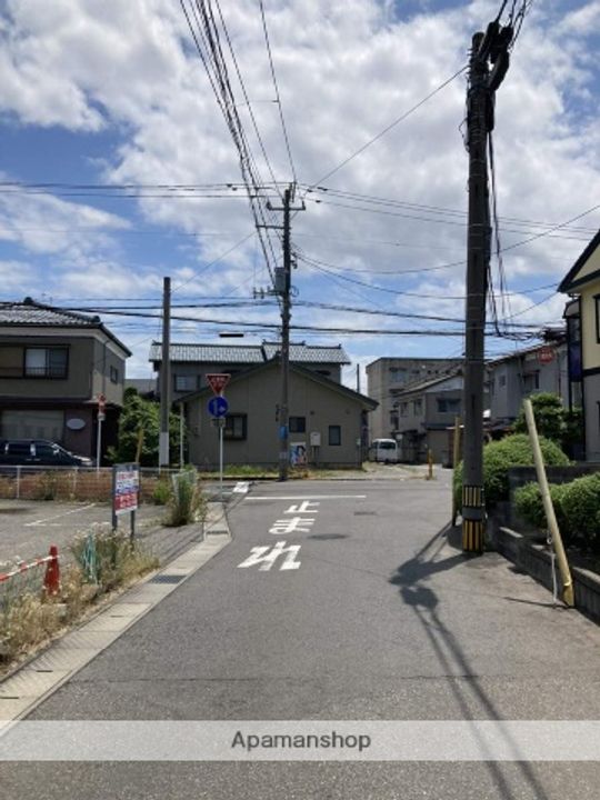 シェリールⅠの周辺