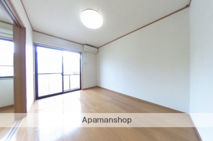 サンモール107の居間