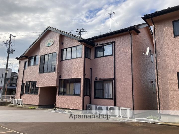 ラベンダーⅠ202の外観