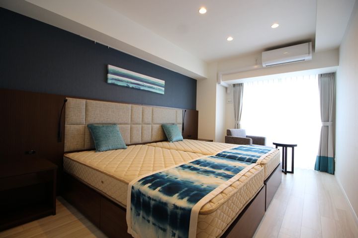 ロイヤルパークスER万代0830の内装