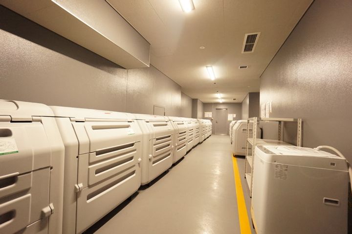 ロイヤルパークスER万代0822の内装
