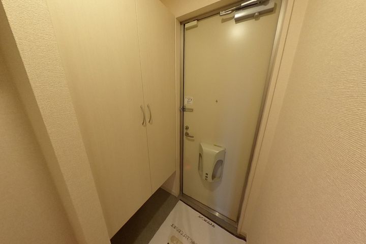 アルトプエンテの玄関