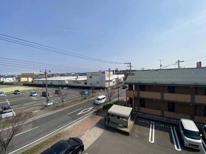 フローラ Bの内装