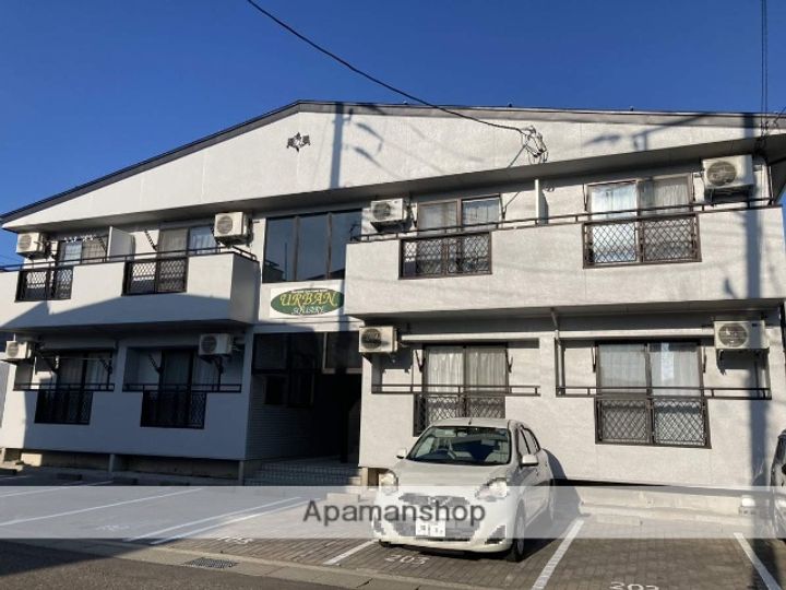 アーバンスクエア205の外観