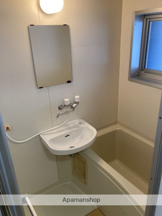 ラベンダーハウスB-3の風呂