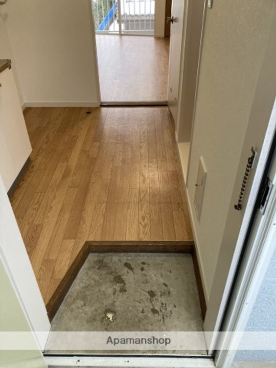 ラベンダーハウスB-3の玄関