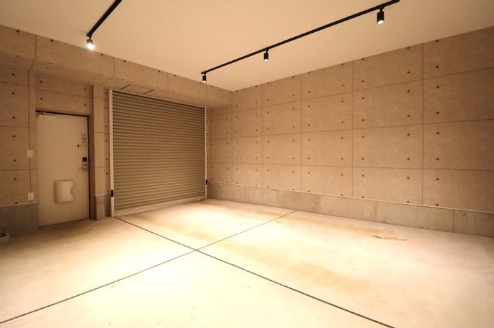 スクーデリアUNOS2の内装