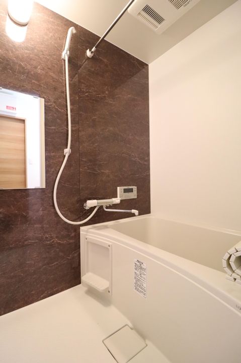 スクーデリアUNOS2の風呂