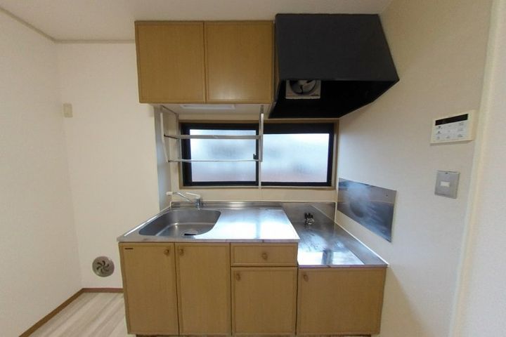 ロイヤルガーデン子安Cのキッチン