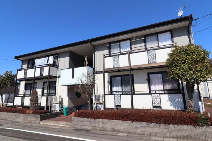 ロイヤルガーデン子安Cの外観