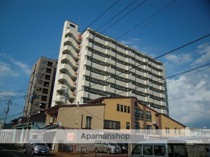 グレイス・コート高田502の外観