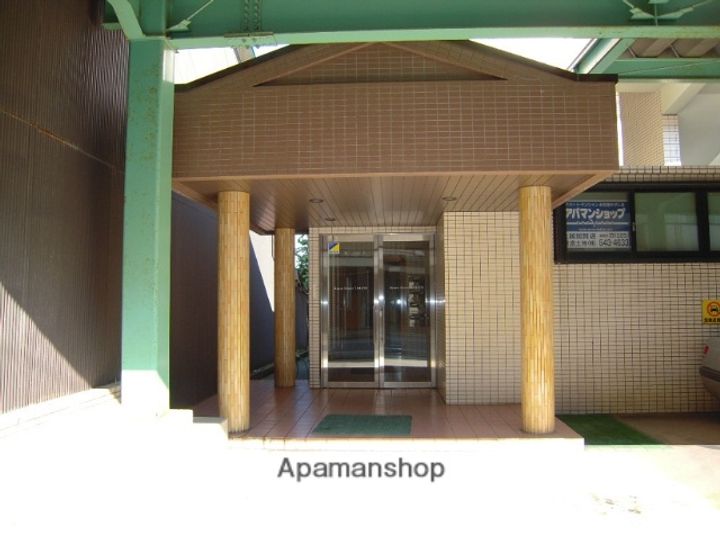 グレイス・コート高田502の外観