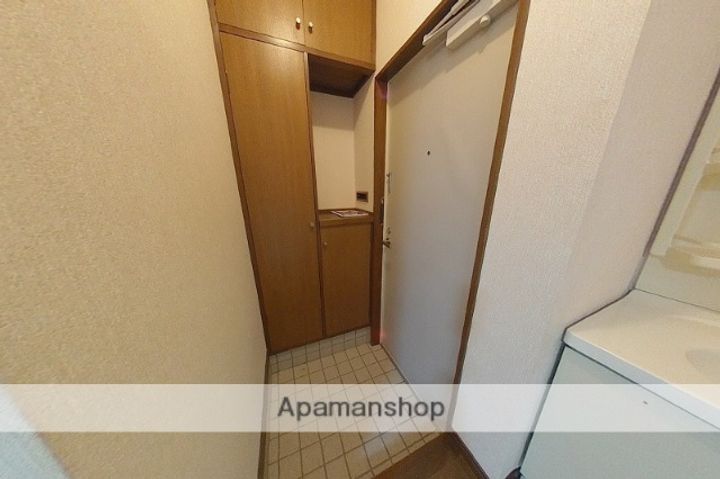 シャルメーヌの玄関