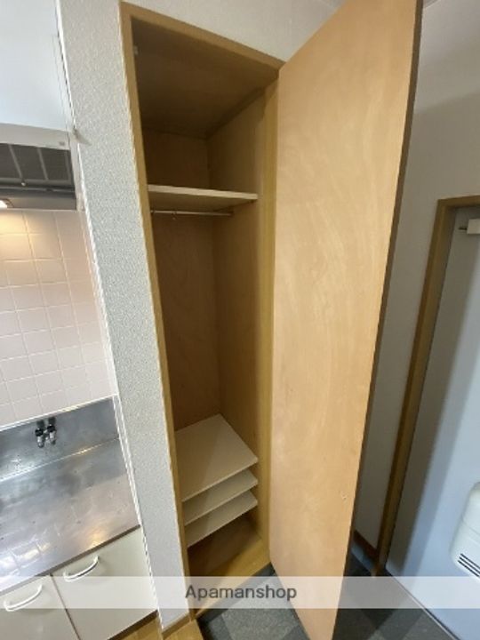 エポック坂井の内装