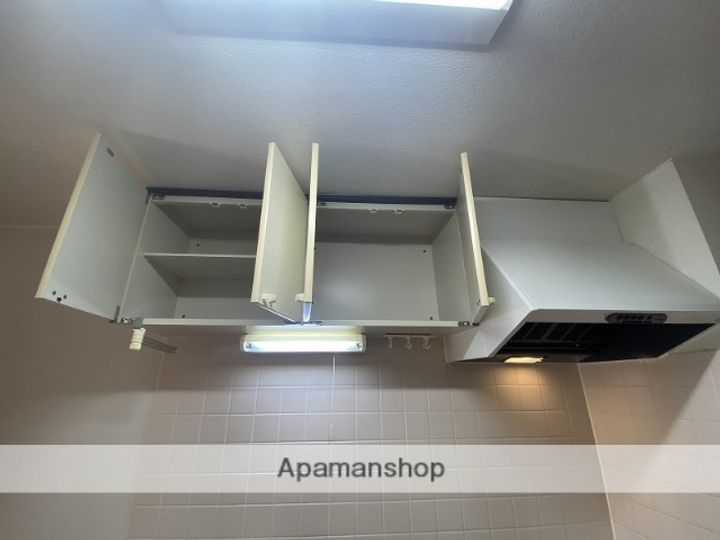 エポック坂井の内装