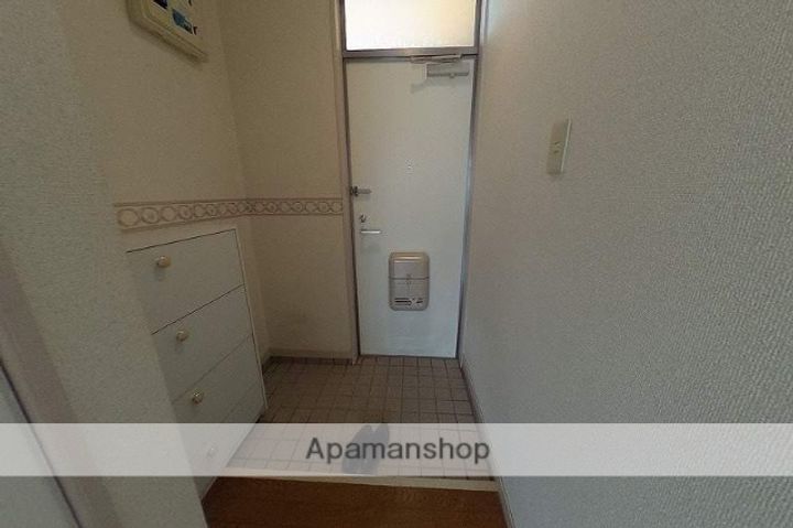 クレセントクレの玄関