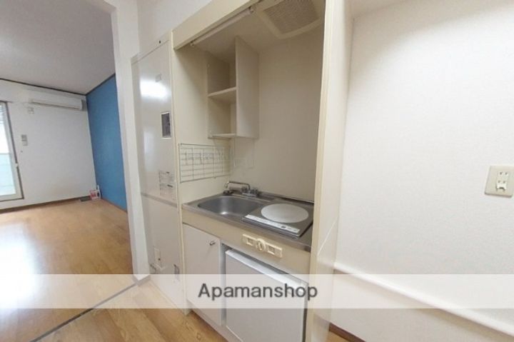 プレ・コート上新栄町102のキッチン