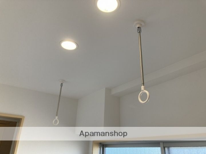 ハイツ浜浦303の内装