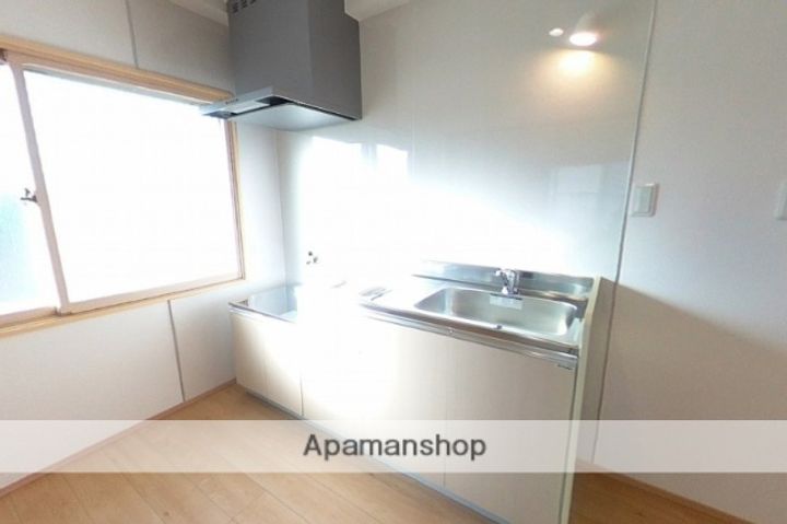 ハイツ浜浦303のキッチン