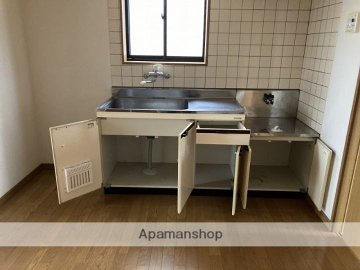 グレース坂井砂山B201の内装