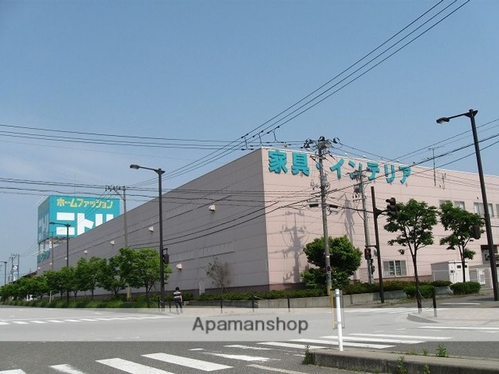 コンドミニアムリベロ山崎の周辺