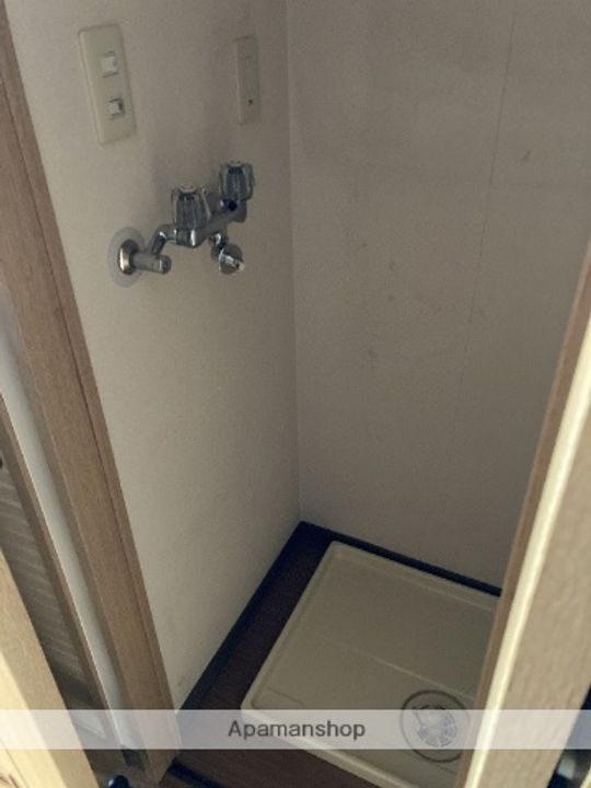 新潟ダイカンプラザ遊学館703の内装