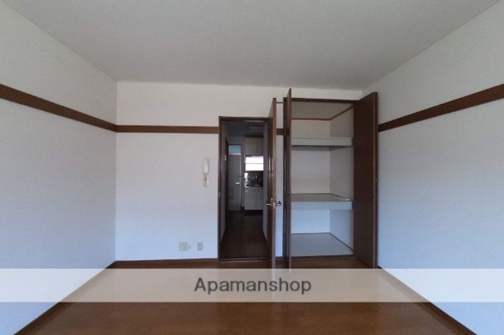 江北ランドスケープ206の内装