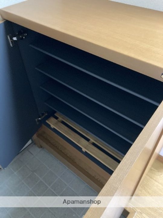 ファミール蔵B105の内装