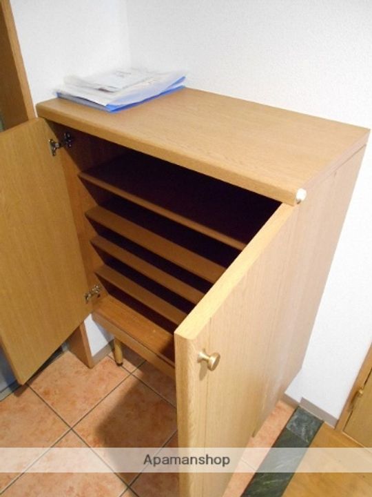 トロワ・リッチェ・ヒロ102の内装