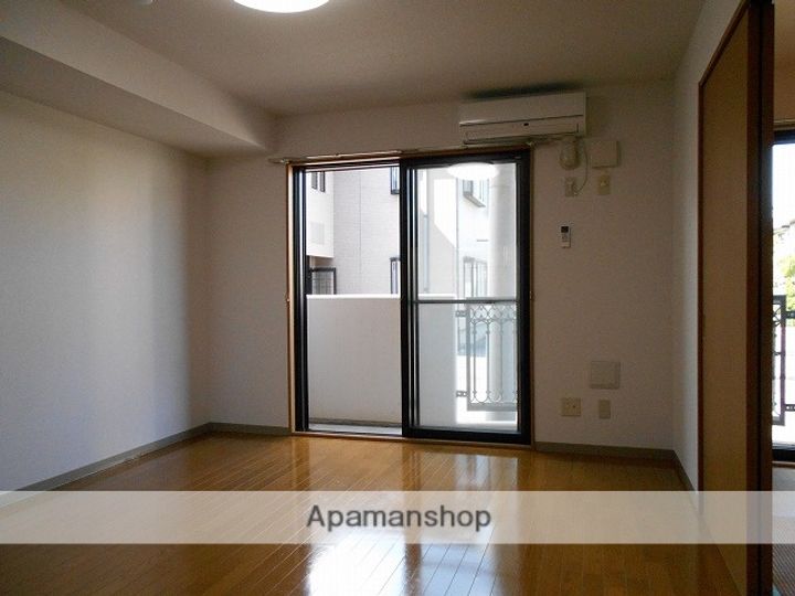 トロワ・リッチェ・ヒロ102の内装