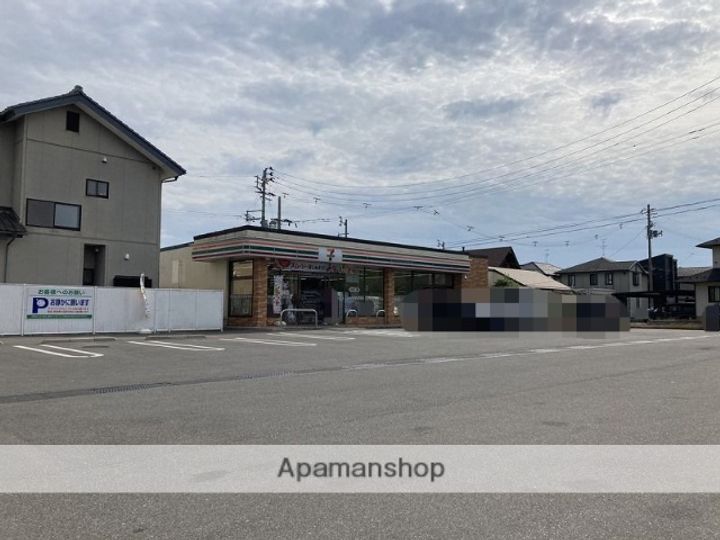 サンローゼみずき野208の周辺