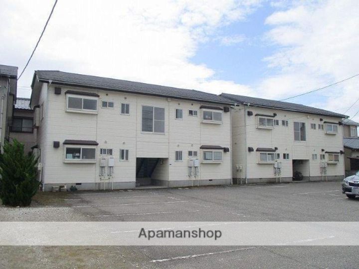 グリーンハイム小針C棟101の外観